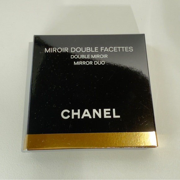 CHANEL Miroir Double Facettes in Black and Gold